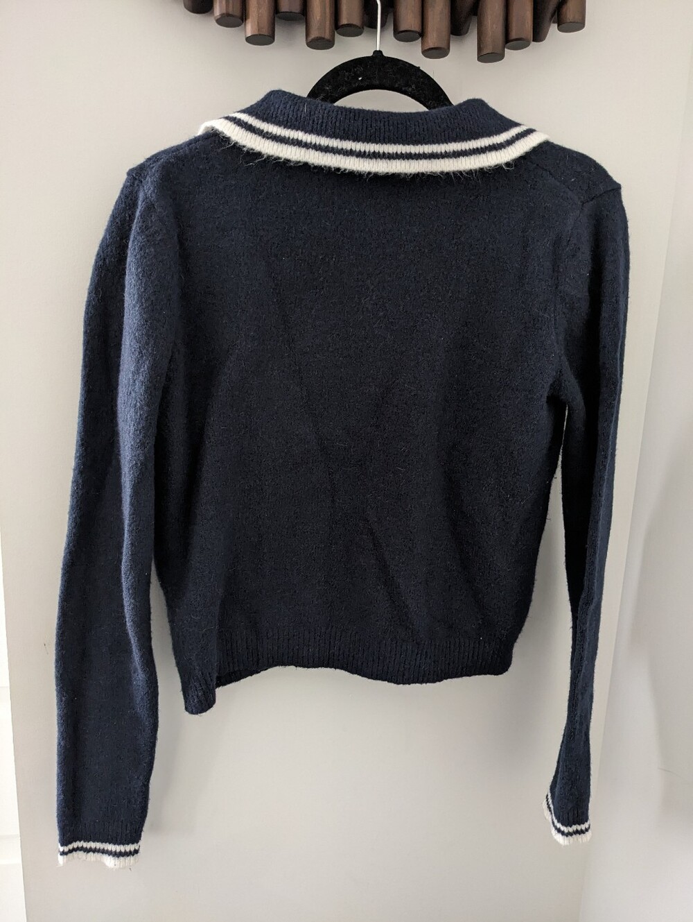 Zara Women's Navy Polo Knit Sweater with White Stripe Trim - Size Medium - Picture 3 of 6